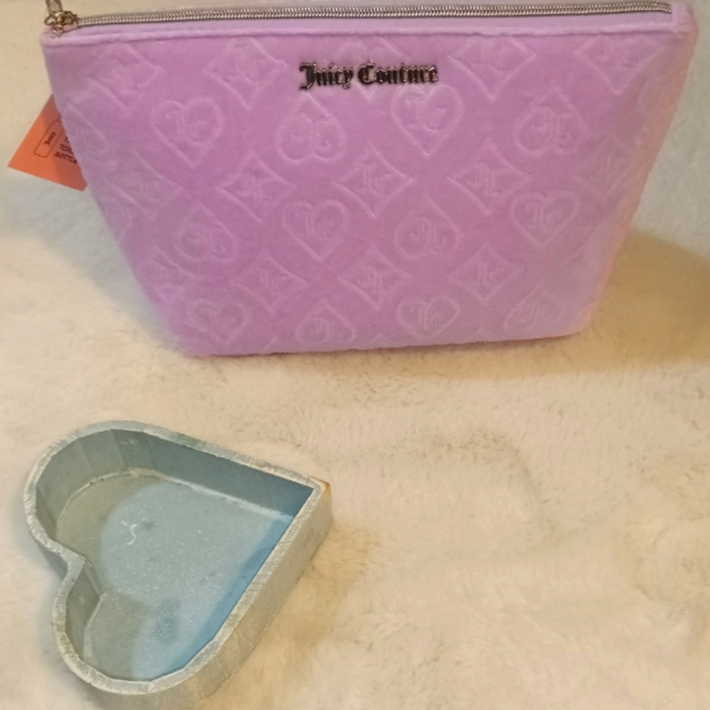 Juicy Couture Cosmetic Bag - Picture 1 of 12